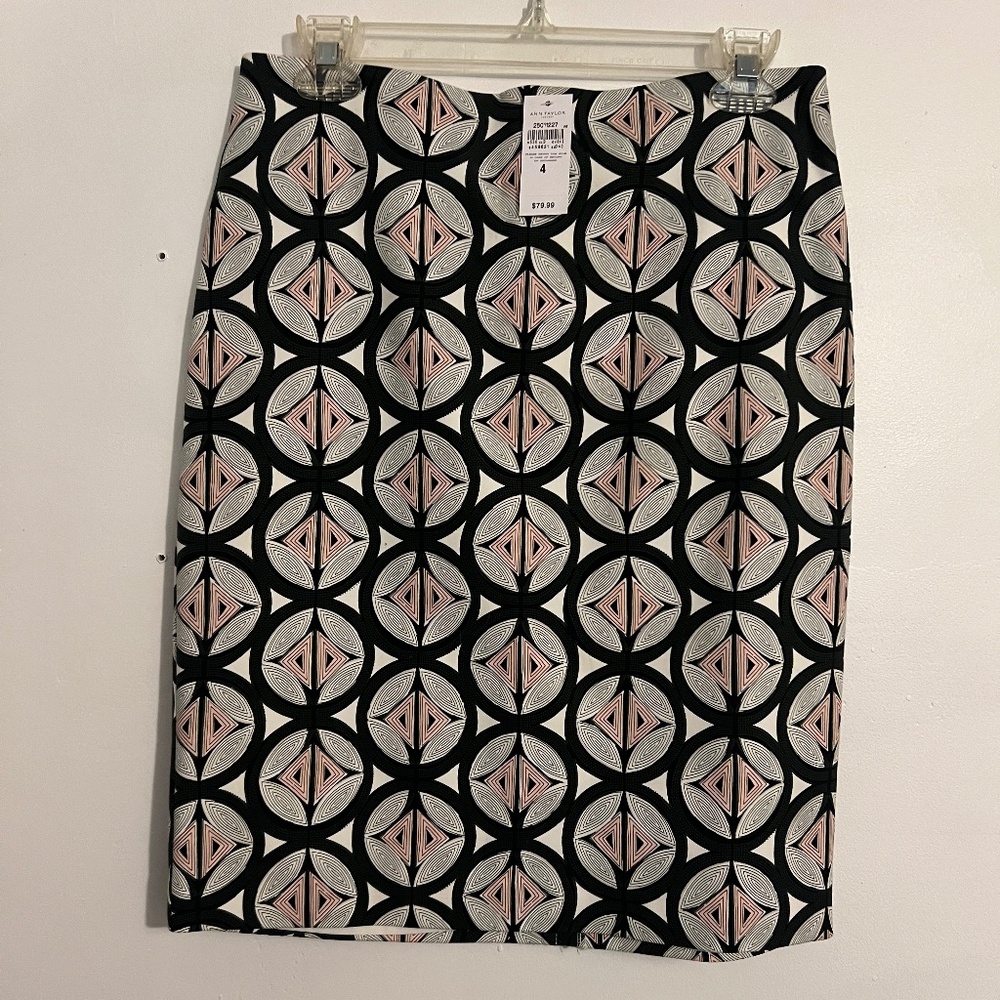 NWT Ann Taylor Pencil Skirt